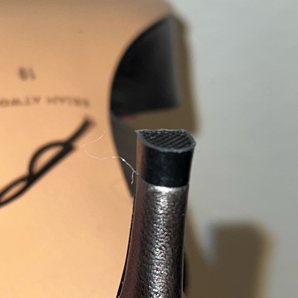 Brian Atwood black/gray metallic leather kitten heel Slingback shoes Sz 10 - Picture 8 of 8